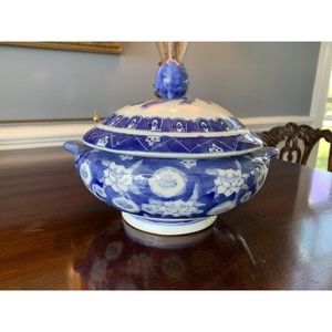 Decorative Chinese Blue And White Porcelain Covered Dish Vintage